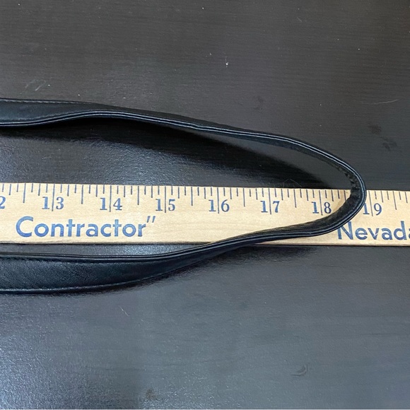 Vintage BRIGHTON Black Croc Leather Trims Two-Flap Front Pockets Shoulder Bag - Picture 13 of 16